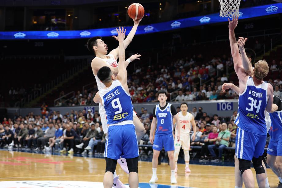 开云体育-世预赛-朱俊龙19分 中国男篮力克中国台北男篮