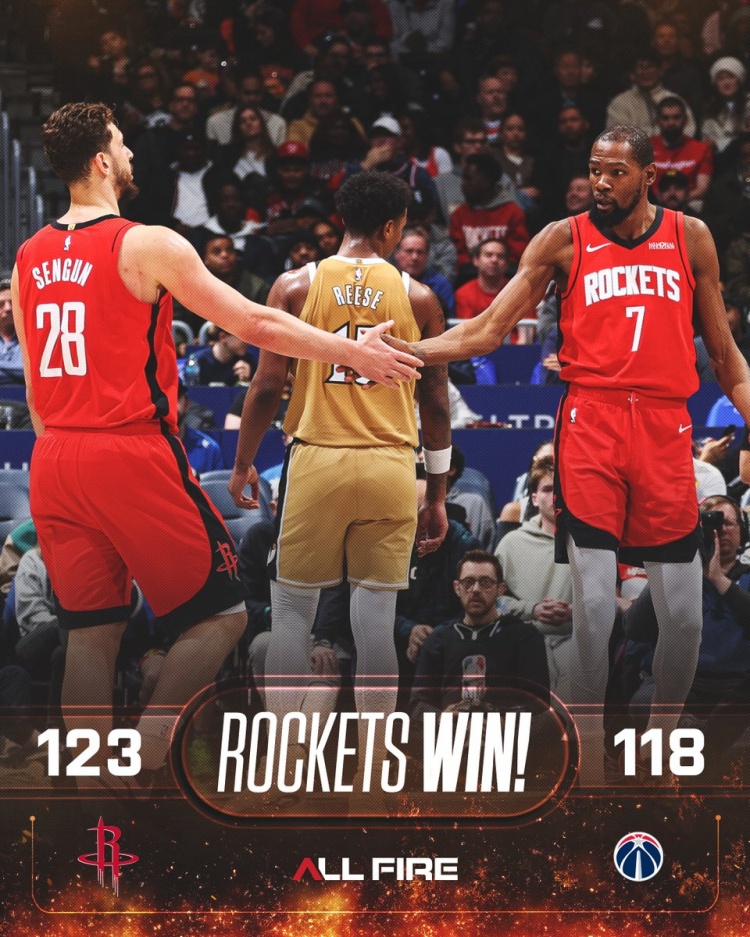 开云体育app下载-合砍62分！火箭官方赢球海报：杜兰特与申京携手登上封面