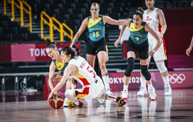 开云体育-关键6罚全中+完美边线球！女篮强擒袋鼠锁定八强！